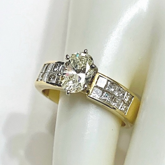 Jewelry - 18K 1 Cwt. Fancy Yellow Oval & Princess Cut Diamond Solid Gold Ring